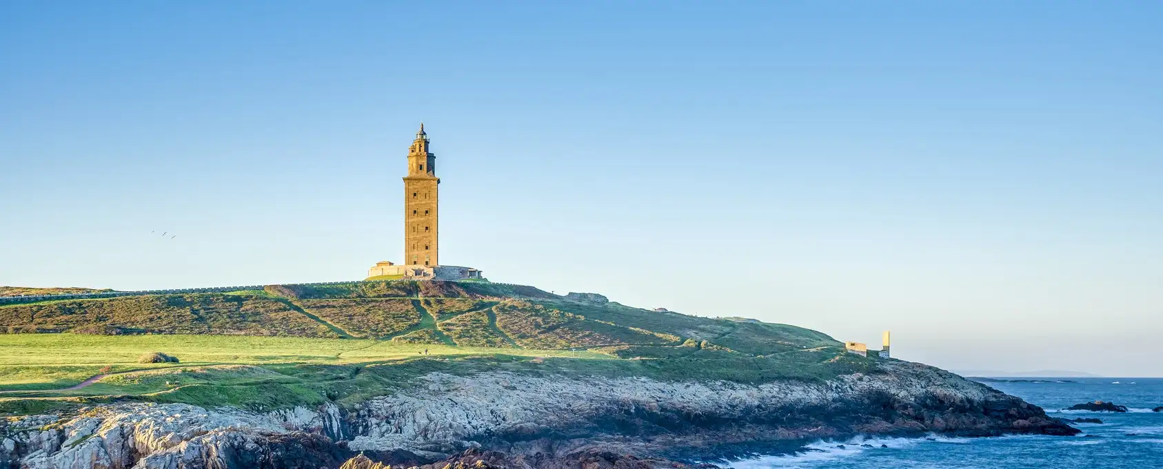 La Torre de Hércules sobre la costa de A Coruña
